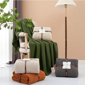 Longhui bedding Knit Throw Blanket Lightweight Olive Green Cotton Blanket